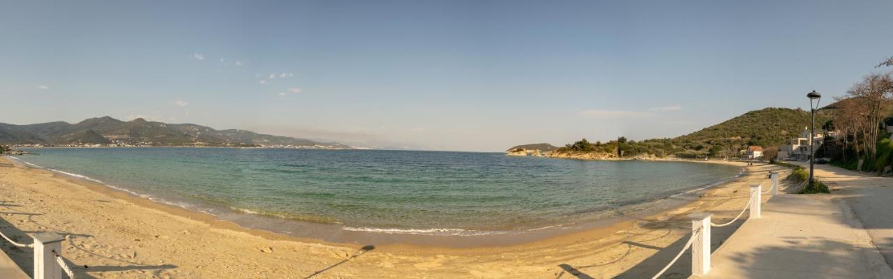 Villa Just On The Sea 2 à Nea Iraklitsa Extérieur photo